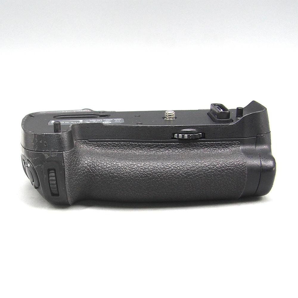 니콘 Nikon POWER BATTERY PACK MB-D17 [D500용]