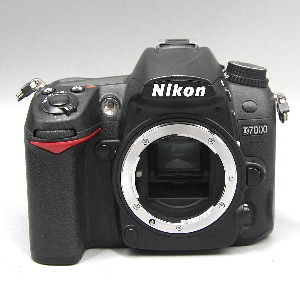 니콘 Nikon D7000
