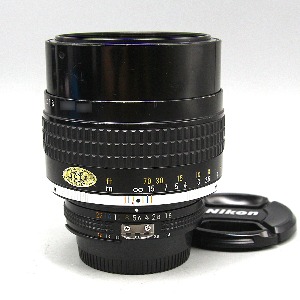 니콘 Nikon MF 105mm F1.8 AiS