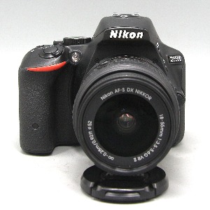 니콘 Nikon D5500 + 18-55mm F3.5-5.6